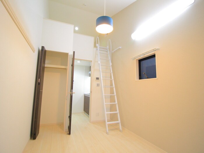 物件内観写真9　(居室)