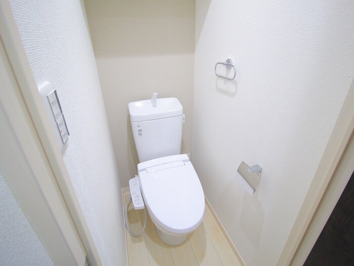 物件内観写真13　(トイレ)