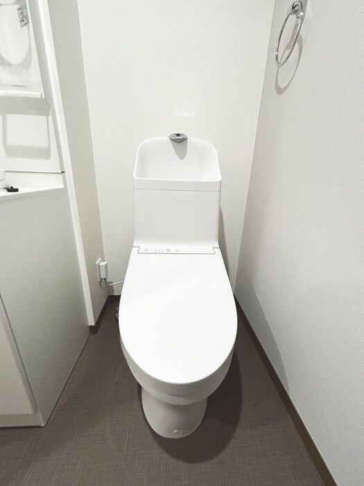 物件内観写真13　(トイレ)