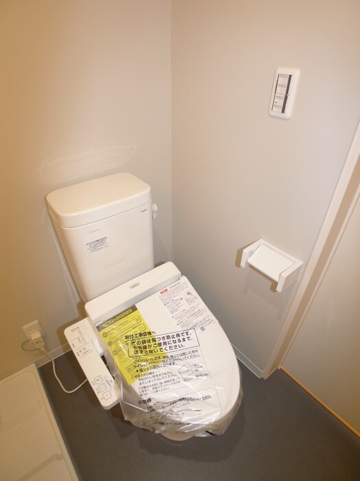 物件内観写真18　(トイレ)