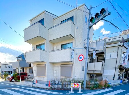 Ｅｌｖｉｔａ２外観写真