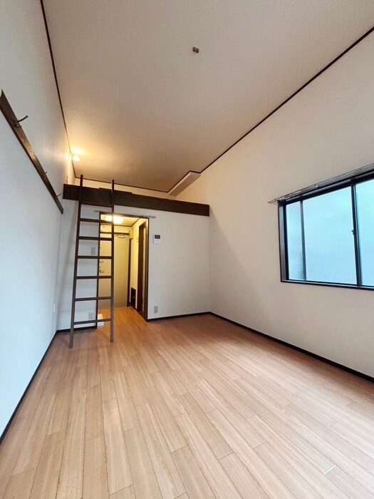 物件内観写真8　(居室)