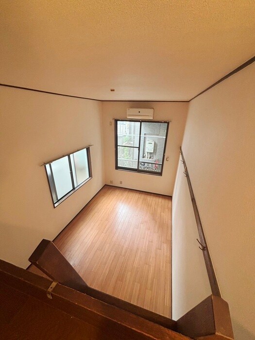 物件内観写真10　(居室)