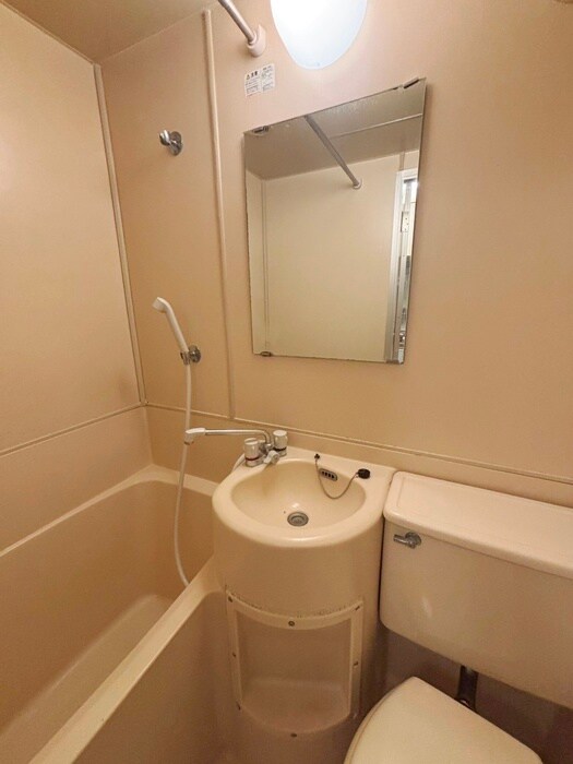 物件内観写真15　(洗面)