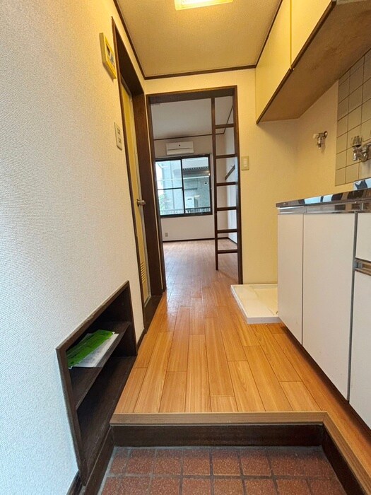 物件内観写真19　(廊下)