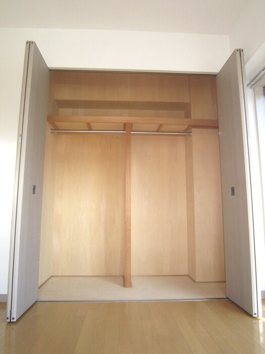 物件内観写真16　(収納)