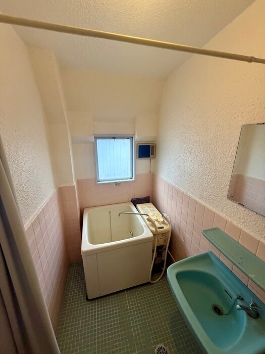 物件内観写真12　(バス／シャワールーム等)