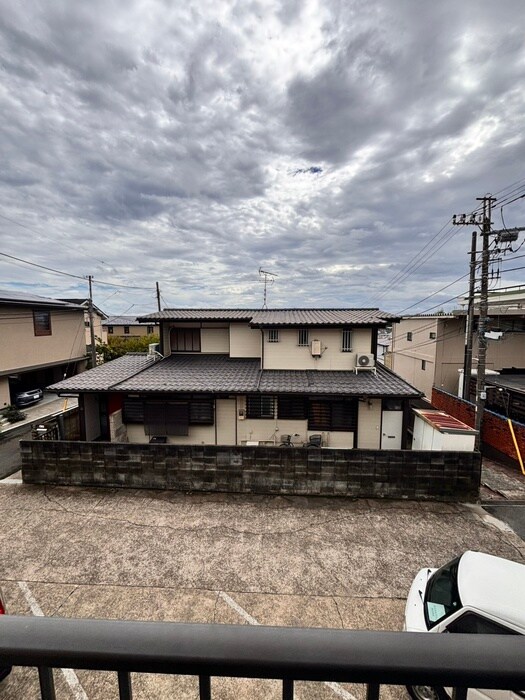 物件内観写真17　(室内からの展望)