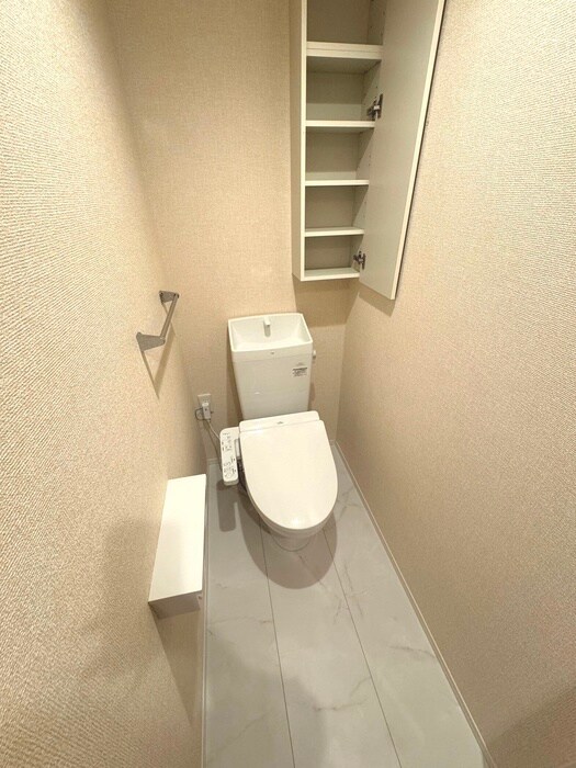 物件内観写真11　(トイレ)