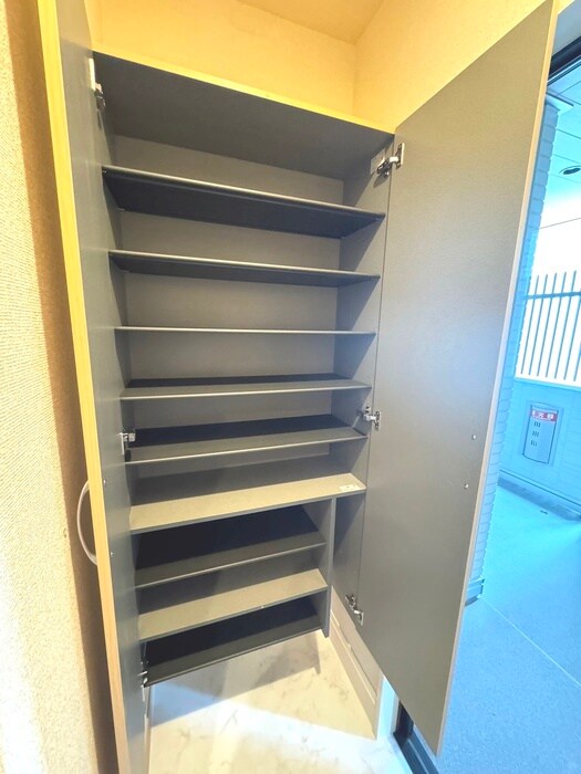 物件内観写真16　(靴箱)