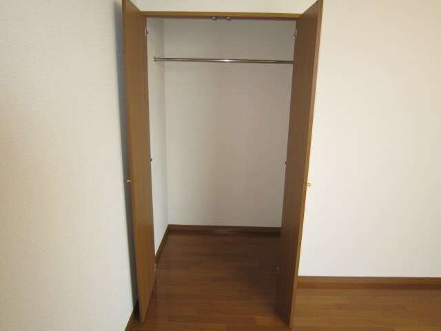 物件内観写真9　(収納)