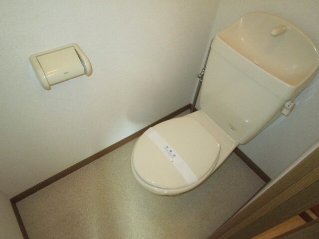 物件内観写真12　(トイレ)