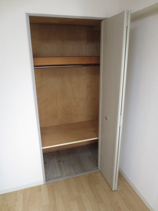 物件内観写真10　(収納)