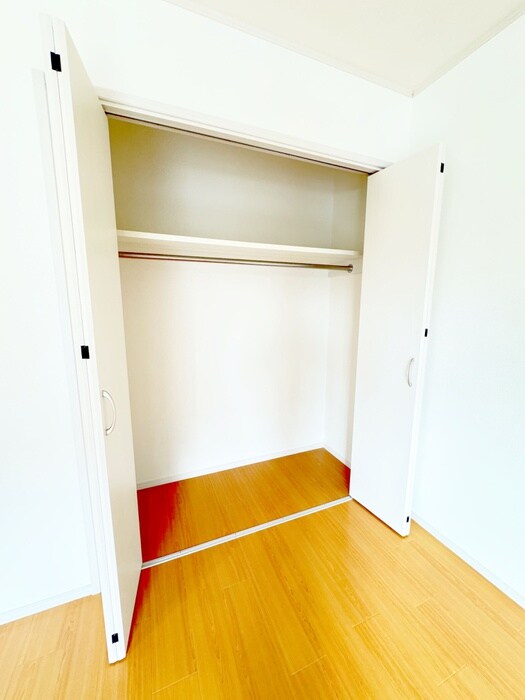 物件内観写真12　(収納)