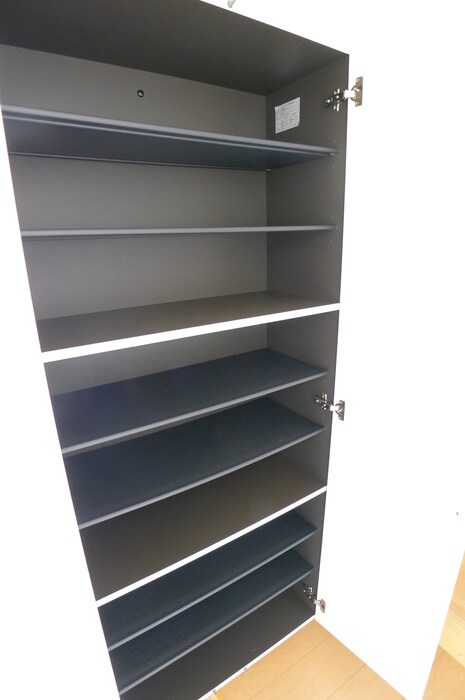 物件内観写真15　(靴箱)