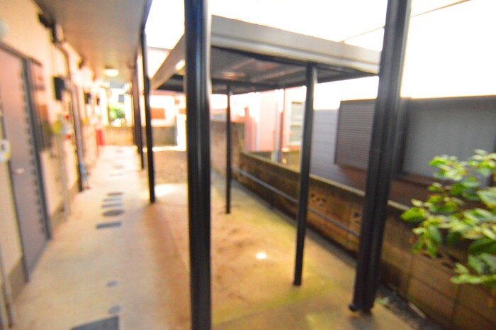 物件外観写真2　(駐輪場)