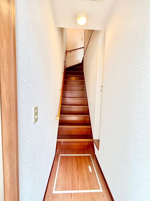 物件内観写真21　(玄関)