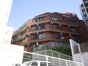 ﾗｲｵﾝｽﾞﾏﾝｼｮﾝ青葉台第５（305）外観写真