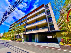 プラウド元住吉ウエスト（111）外観写真