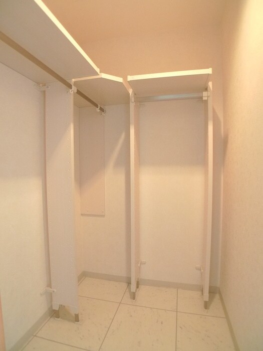 物件内観写真7　(収納)