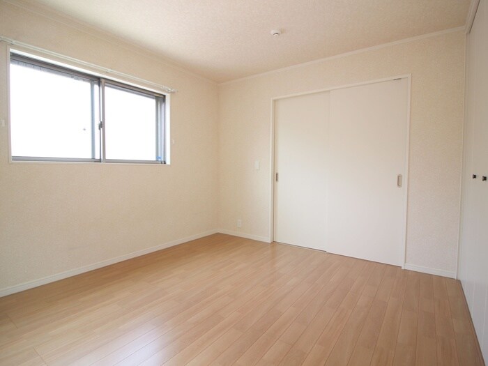 物件内観写真10　(居室)