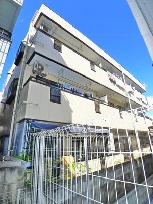 アシザワマンション外観写真