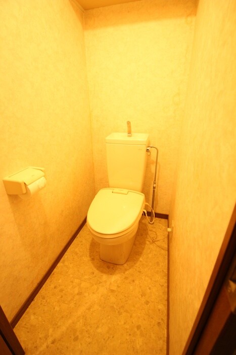 物件内観写真14　(トイレ)