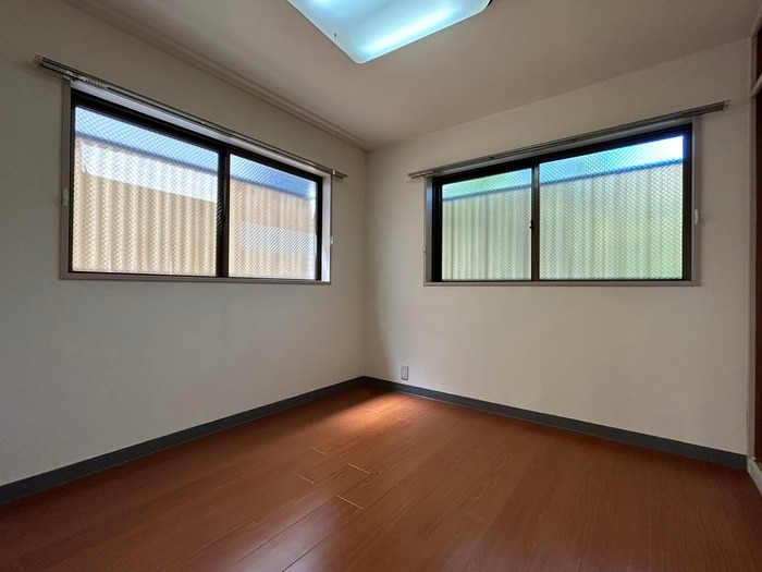 物件内観写真8　(居室)