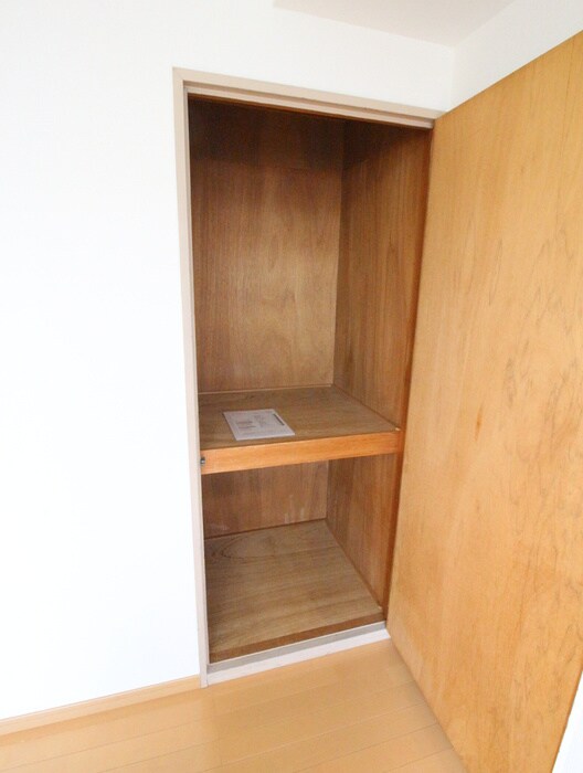物件内観写真9　(収納)