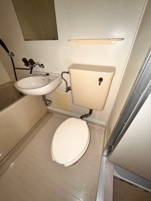 物件内観写真13　(トイレ)