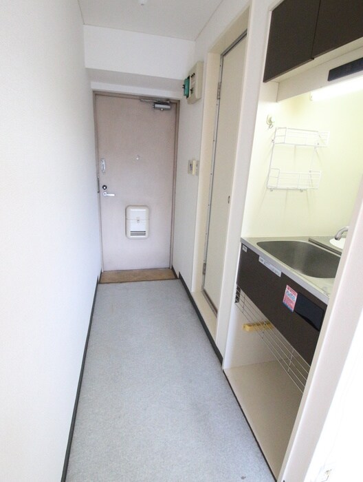 物件内観写真14　(玄関)