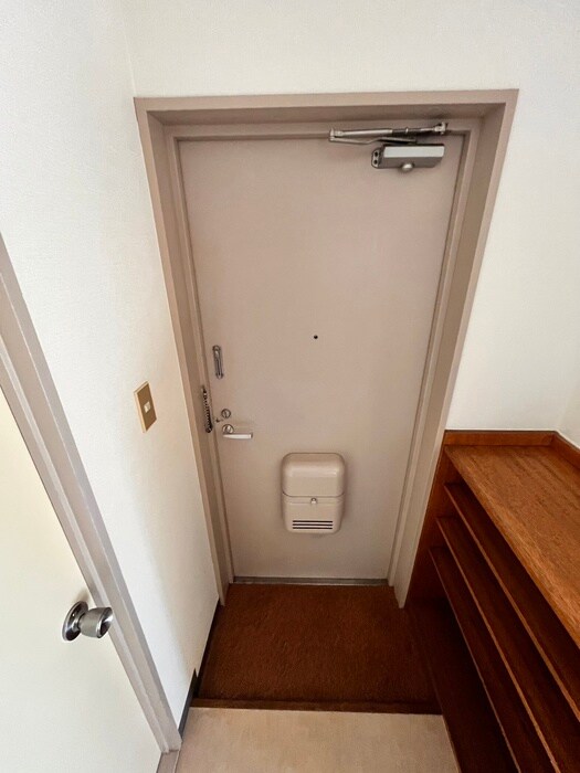 物件内観写真19　(玄関)