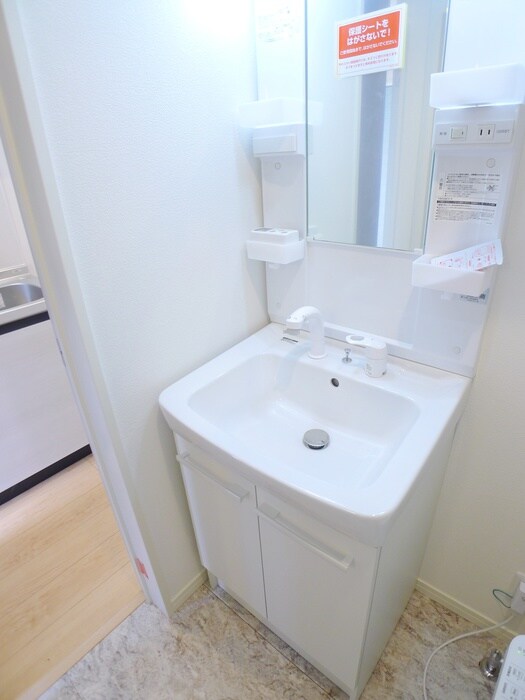 物件内観写真12　(洗面)