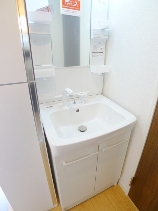 物件内観写真13　(洗面)