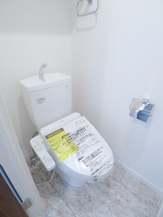 物件内観写真15　(トイレ)