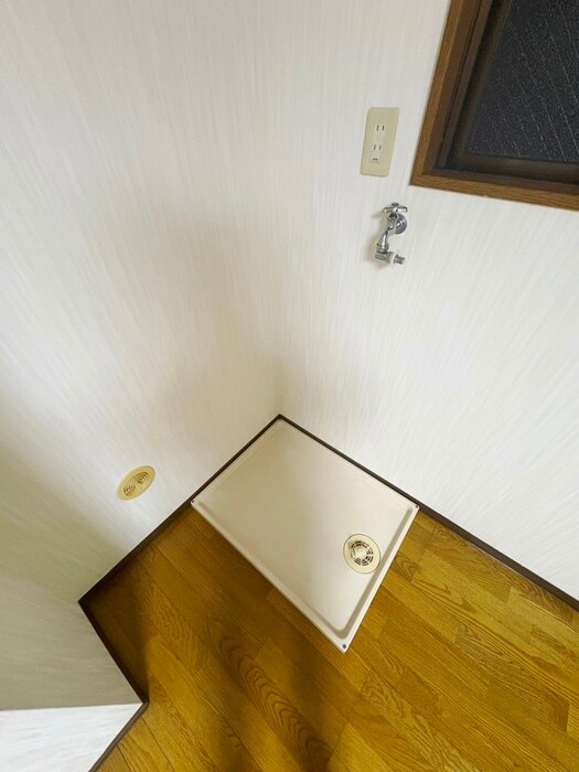 物件内観写真19　(洗濯機置場)