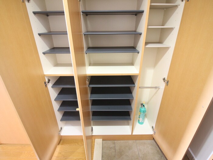 物件内観写真21　(靴箱)