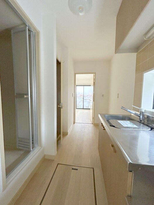 物件内観写真15　(廊下)