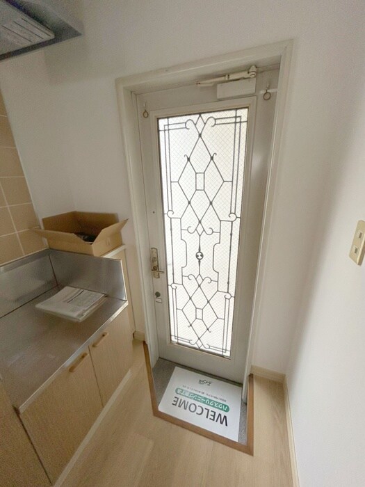 物件内観写真16　(玄関)