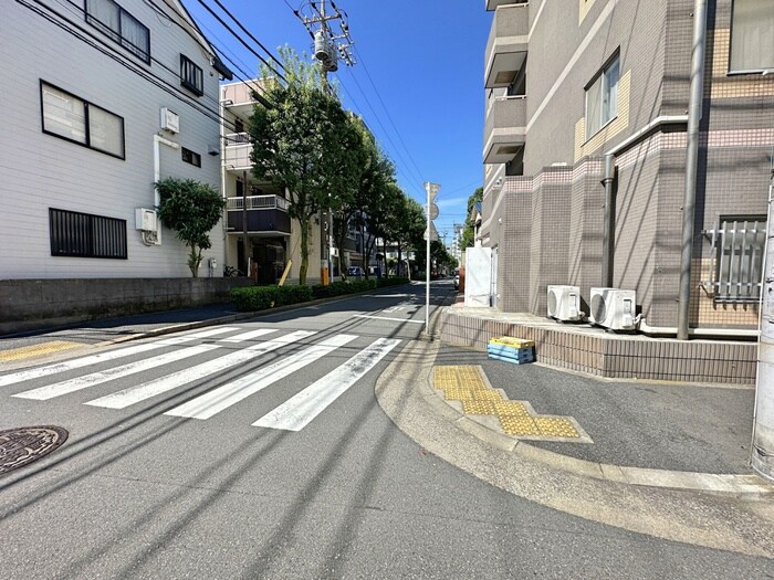 物件外観写真3　(周辺環境)