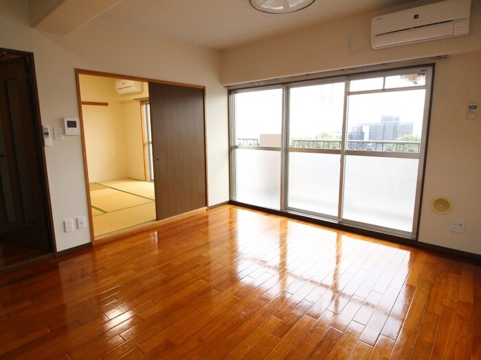 物件内観写真7　(居室)