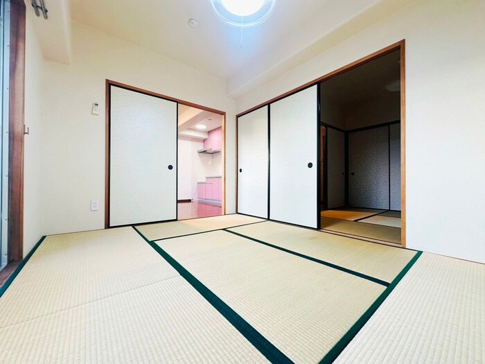 物件内観写真10　(居室)