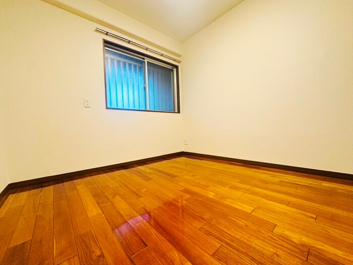 物件内観写真15　(居室)