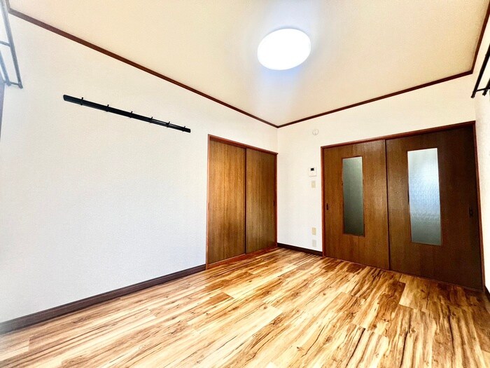 物件内観写真8　(居室)