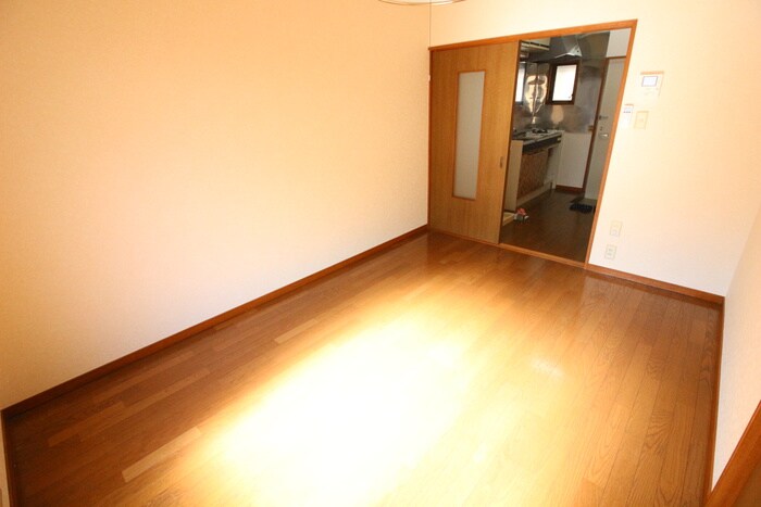 物件内観写真9　(居室)