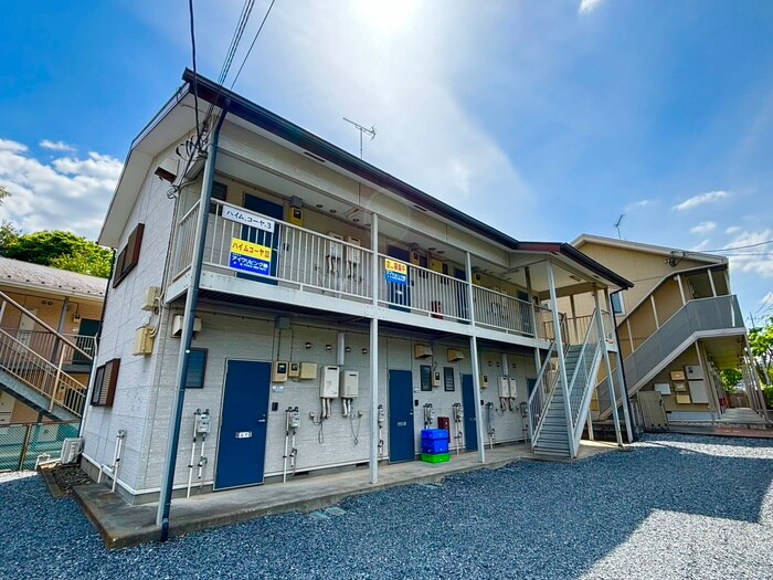 物件外観写真4　(エントランス部分)