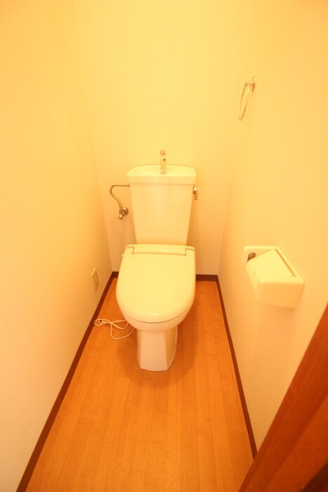 物件内観写真14　(トイレ)