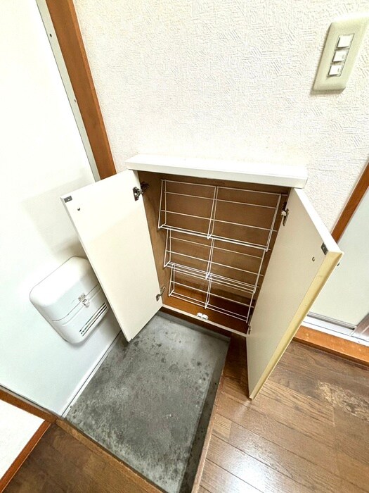 物件内観写真17　(靴箱)