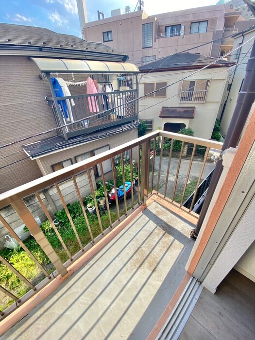 物件内観写真14　(洗濯機置場)