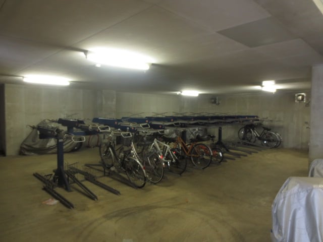 物件外観写真3　(駐輪場)